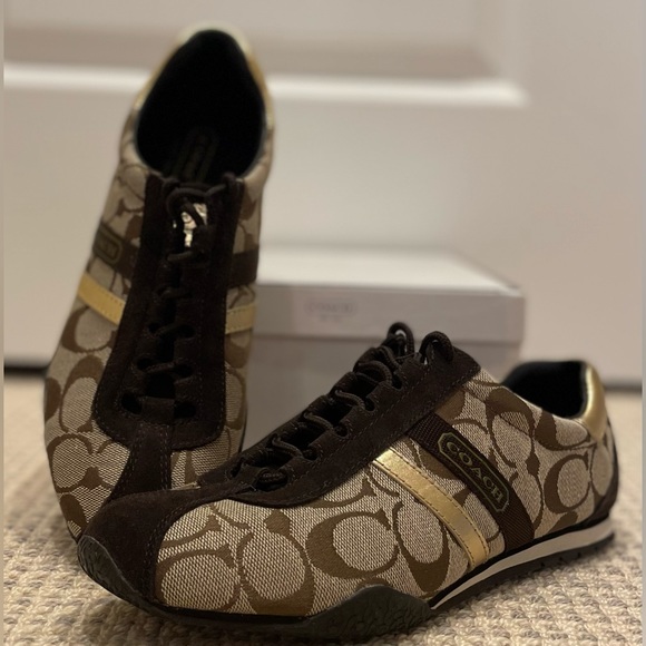 COACH Signature Katelyn Sneaker (Size 7) - Picture 1 of 9